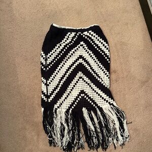 Elegant Chevron Knit Maxi Skirt with Fringe